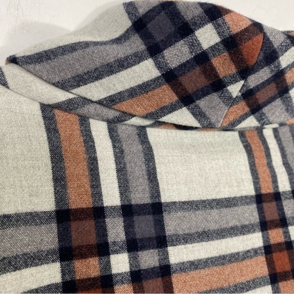 KAL REIMAN Plaid Cape Sleeve Turtleneck - Picture 7 of 9